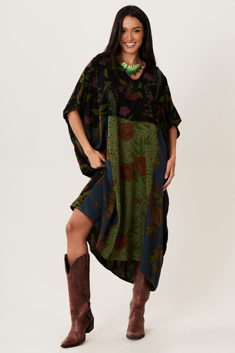 Yacamim Black and Green Patchwork Midi Kaftan I5