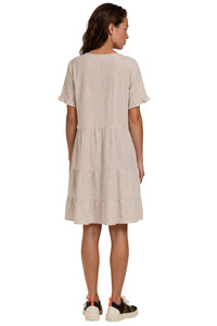 Vestido Curto Viscolinho Com Babados Bege Nature Yacamim C7