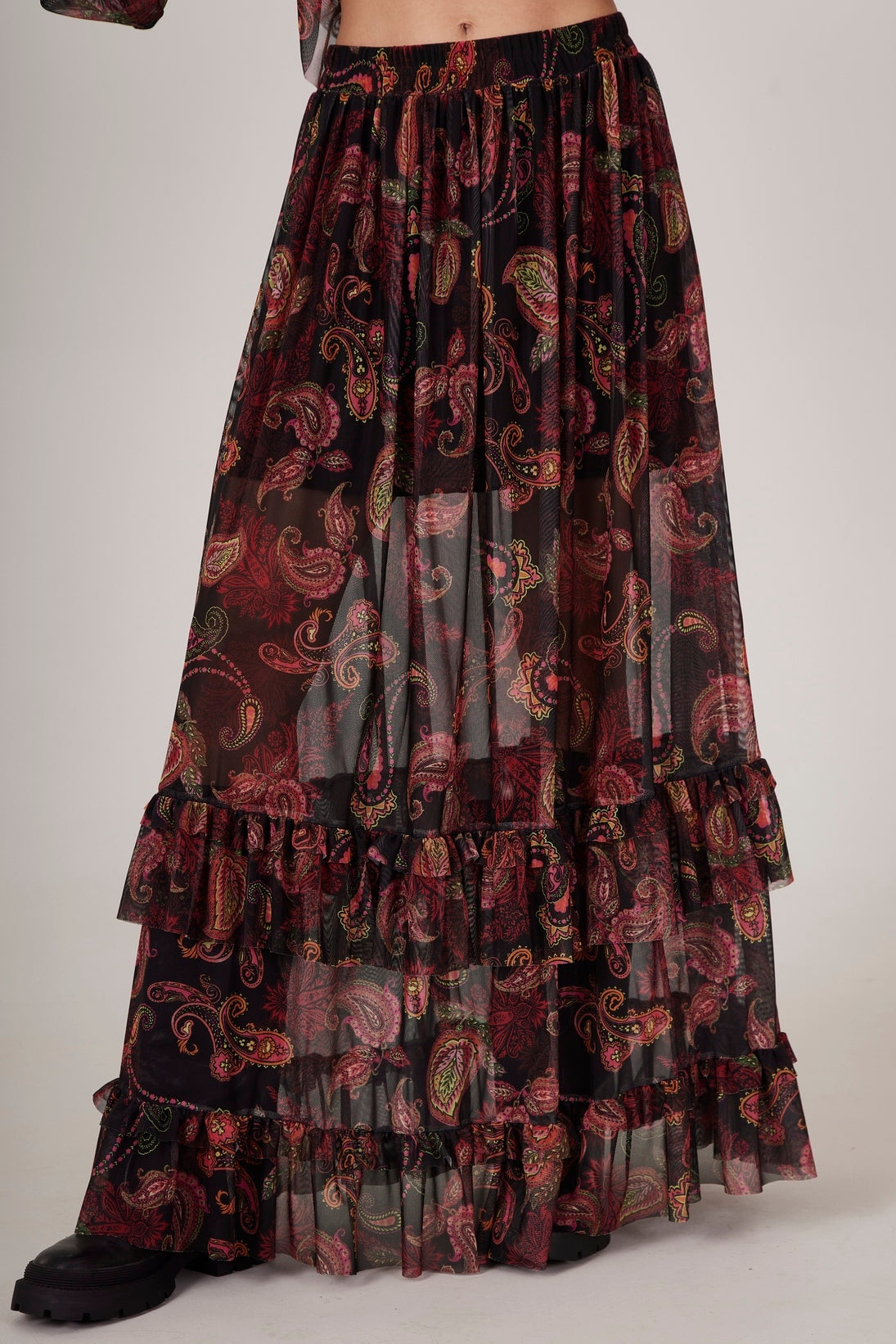 Yacamim A11 Black Tulle Long Skirt with Cashmere Print