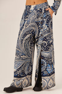 Yacamim A20 Blue Paisley Print Wide-Leg Pants with Pockets