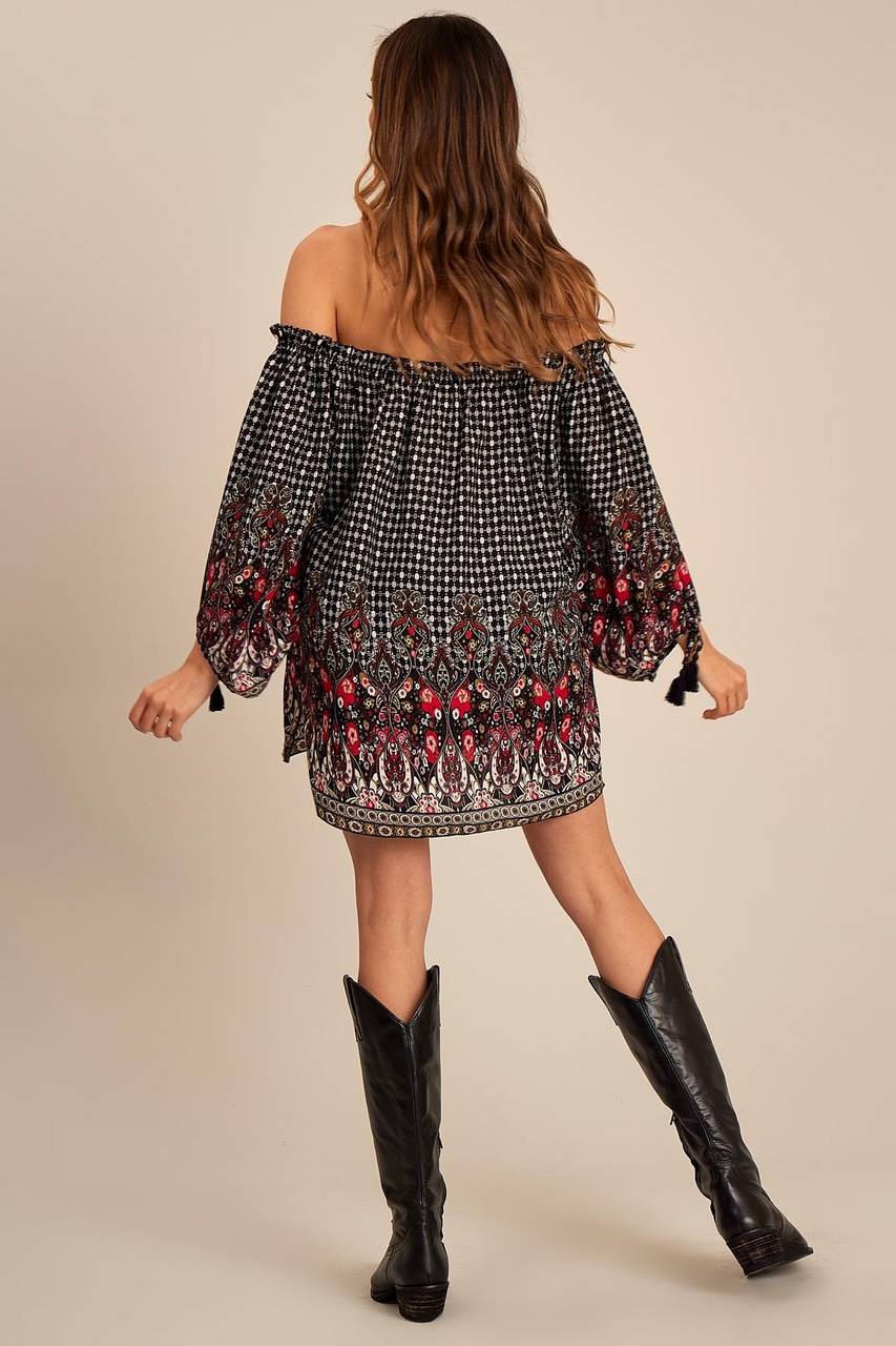 Yacamim Black Printed Boho Tunic with Long Puff Sleeves
