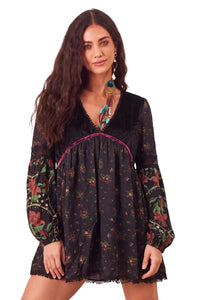 Bata Ampla Com Veludo Rendas Preta Patchwork Yacamim B9