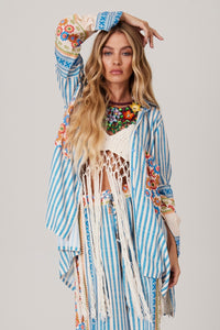 <p>Blue Godê Loose Shirt Pira Omomba''e Yacamim K3 Collection</p>