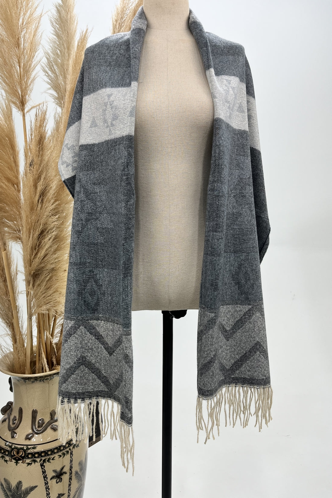 Yacamim Gray Printed Fringed Scarf #263