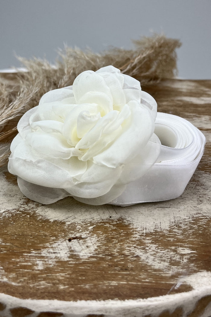 White Flower Choker Necklace #31