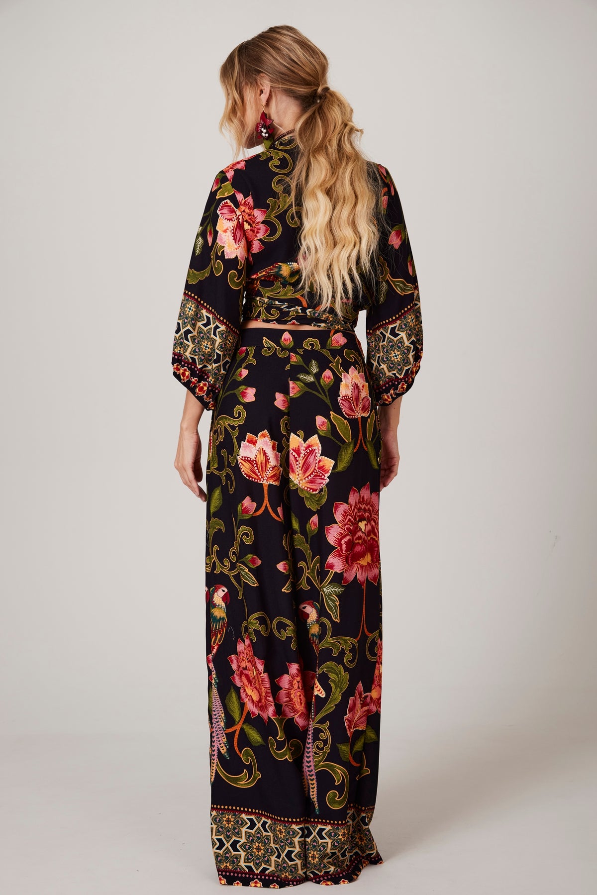 Yacamim A33 Black Printed Wide-Leg Pants with Pockets