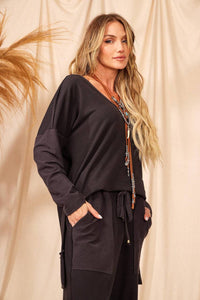 Long Black Yacamim Crew Neck Sweatshirt