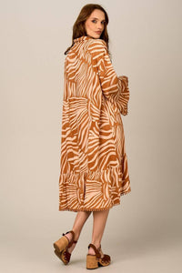 Yacamim N10 Light Brown Printed Loose Short Shirt