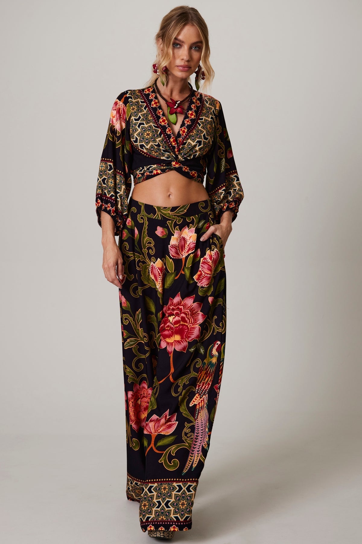 Yacamim A33 Black Printed Wide-Leg Pants with Pockets