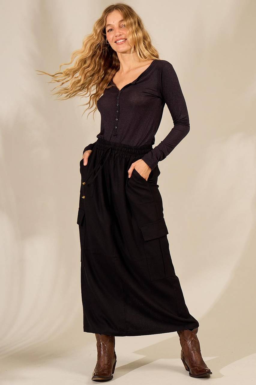 Black Yacamim G1 Linen Midi Skirt with Slits