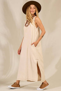 Yacamim D1 Beige Sleeveless Midi Dress with Side Slits and Pockets