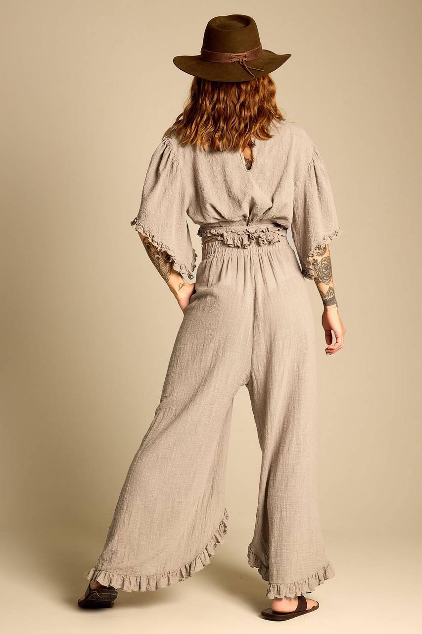 Yacamim A9 Ruffle High-Waisted Trousers in Green Tone
