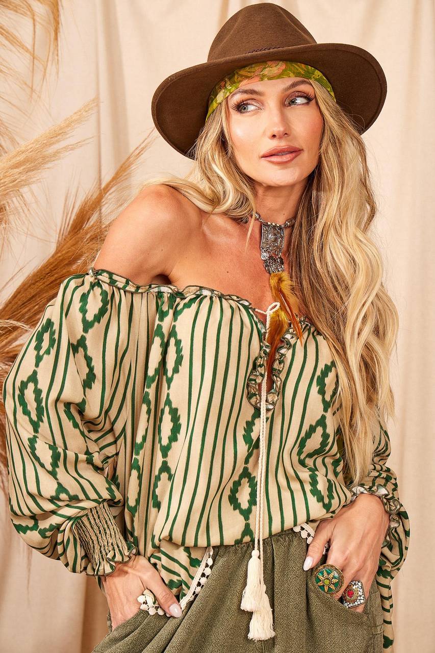 Yacamim Green Printed Peasant Blouse With Puffy Long Sleeves