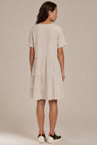 Vestido Curto Viscolinho Com Babados Bege Nature Yacamim C7