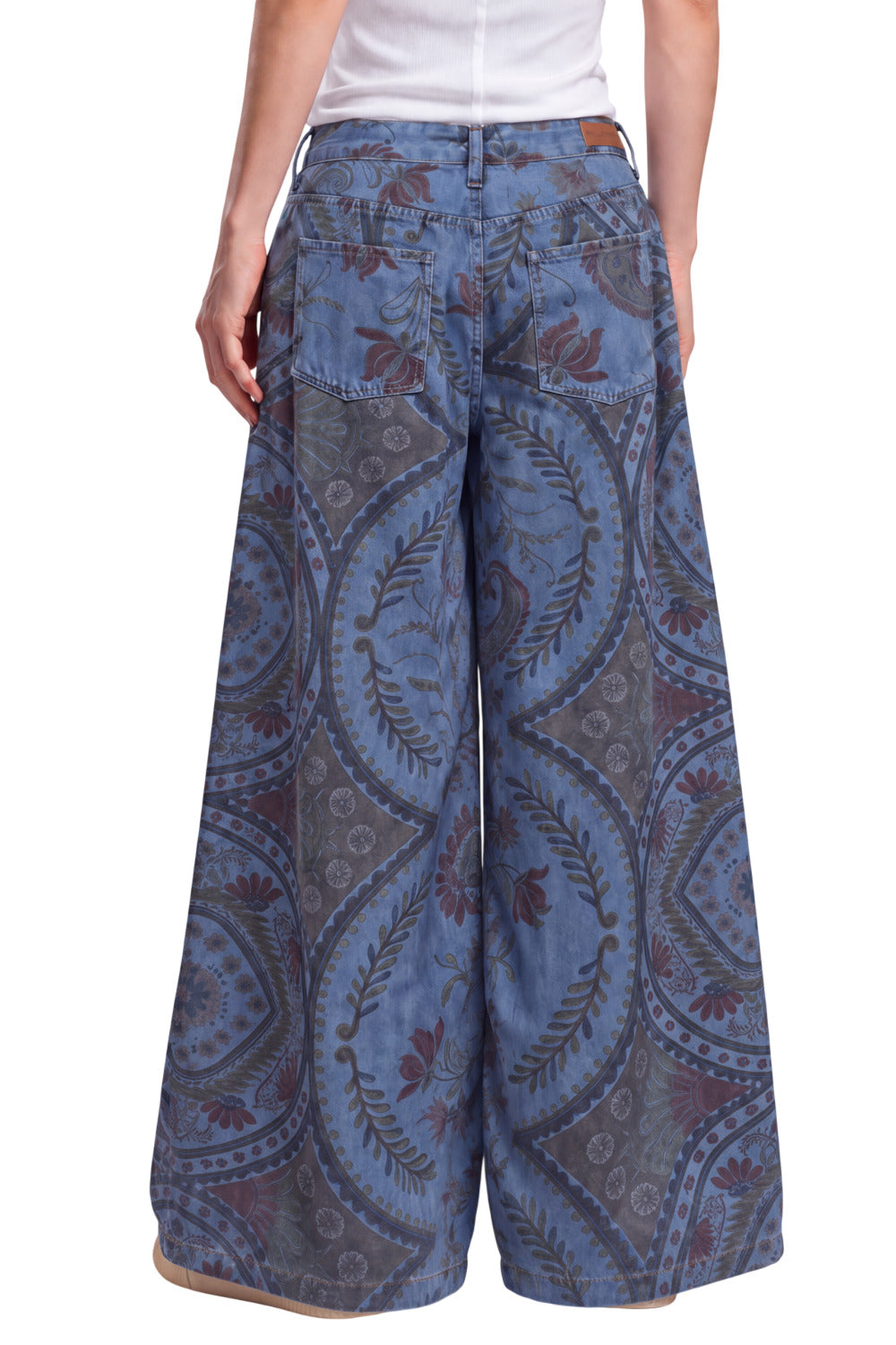 Calça Jumbo Jeans Azul Estampa Paisley Yacamim R8