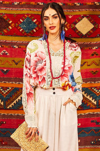 Yacamim Printed Beige Wide Shirt With Long Sleeves and Lace Details<br />