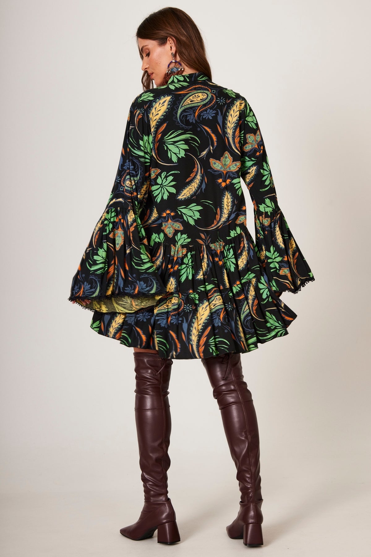 Short Dress with Flare Sleeves Black Cashmere Yacamim B24