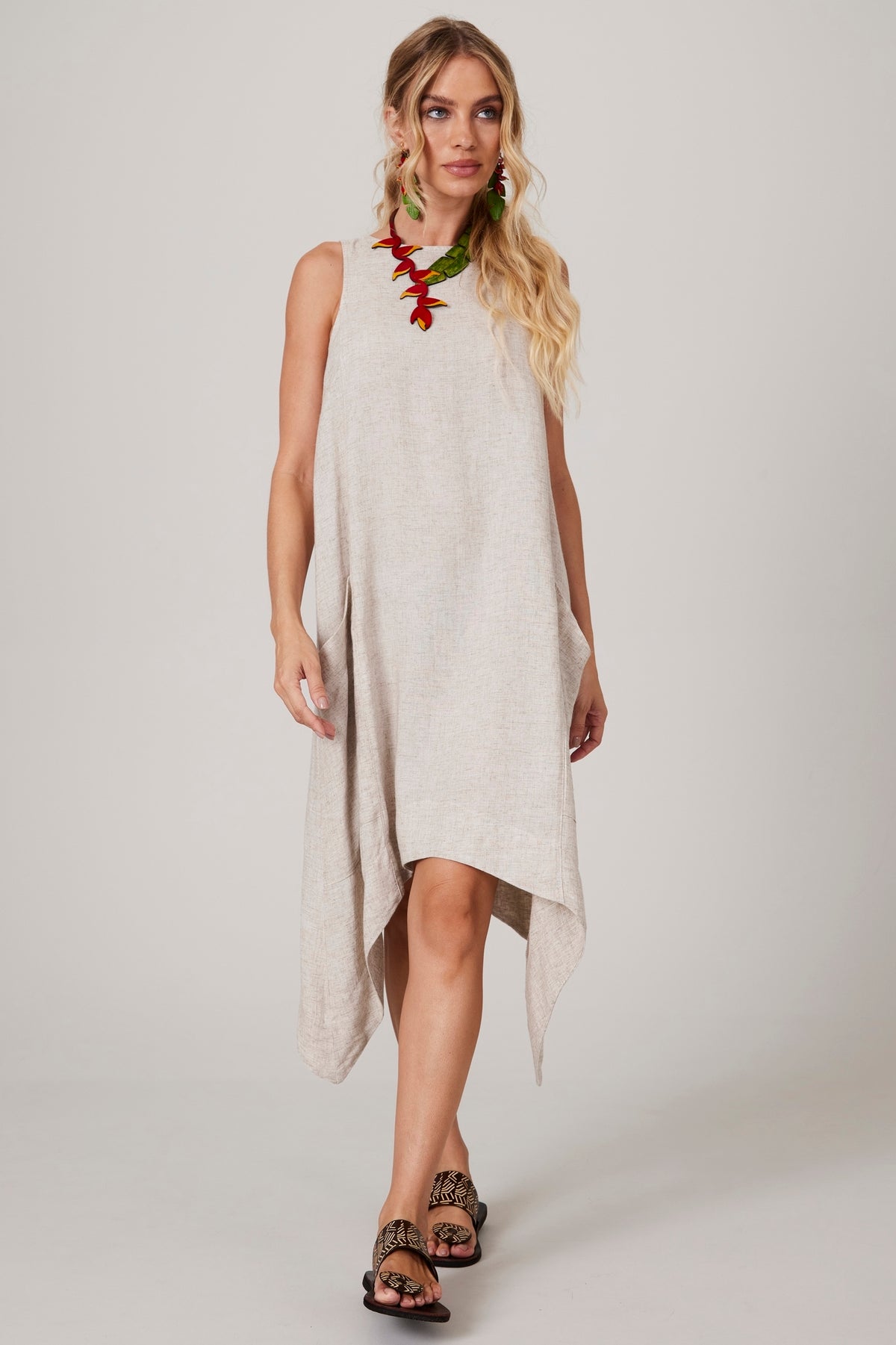 Yacamim E27 Plain Beige Linen Sleeveless Short Dress