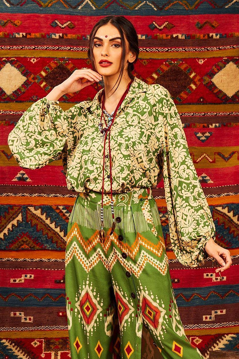 Yacamim Green Printed Loose Shirt with Puffy Long Sleeves