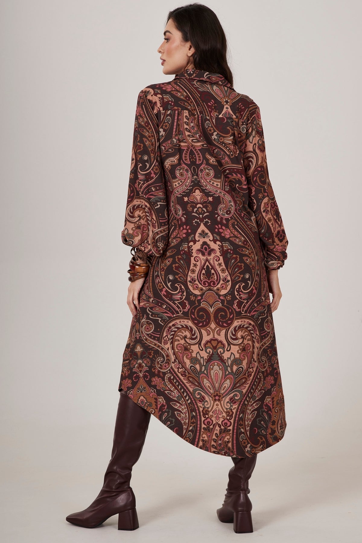 Chemise Longo Com Mangas Bufantes Bordô Estampa Cashmere Yacamim M3