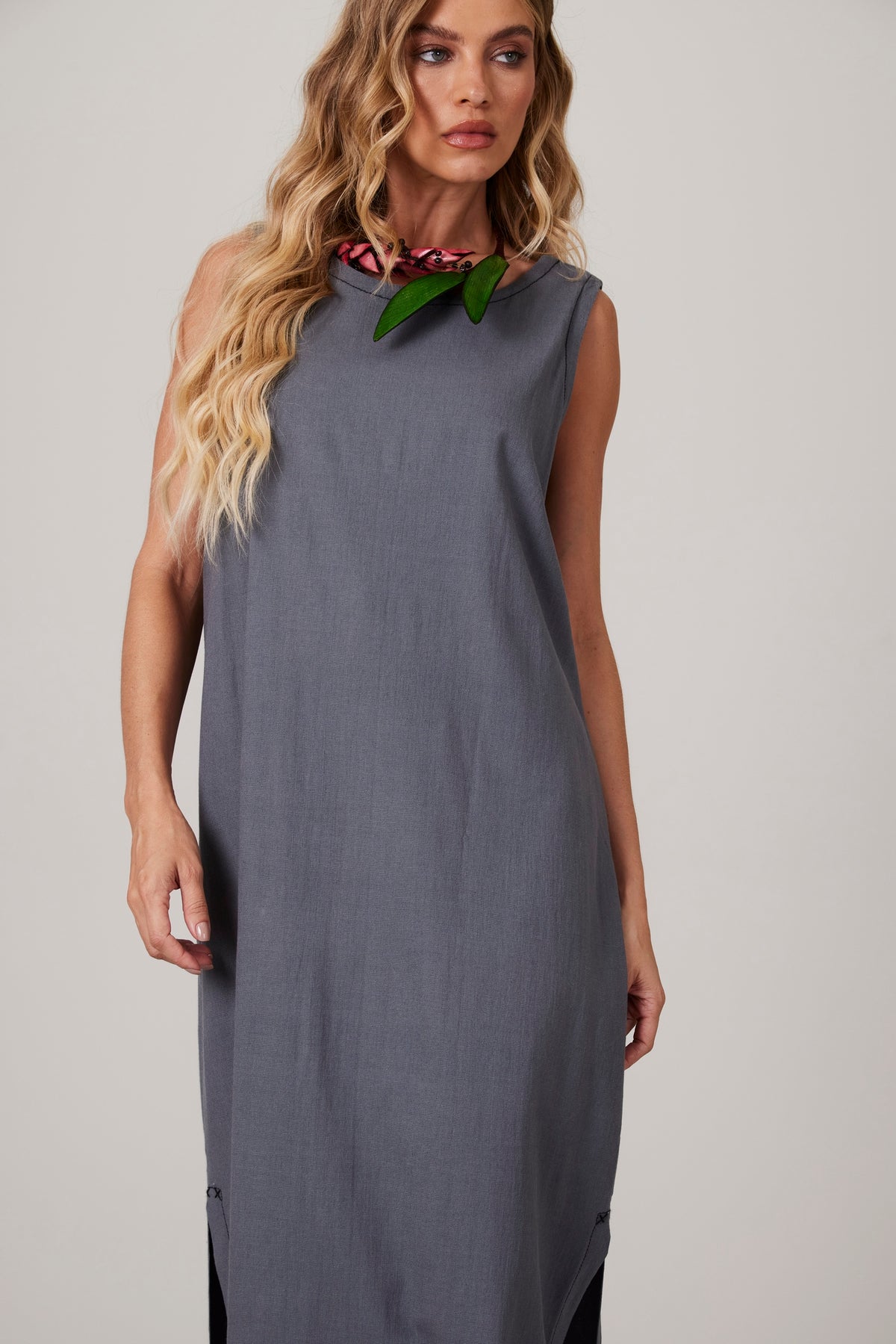 Yacamim D20 Dark Grey Linen Sleeveless Midi Dress Plain