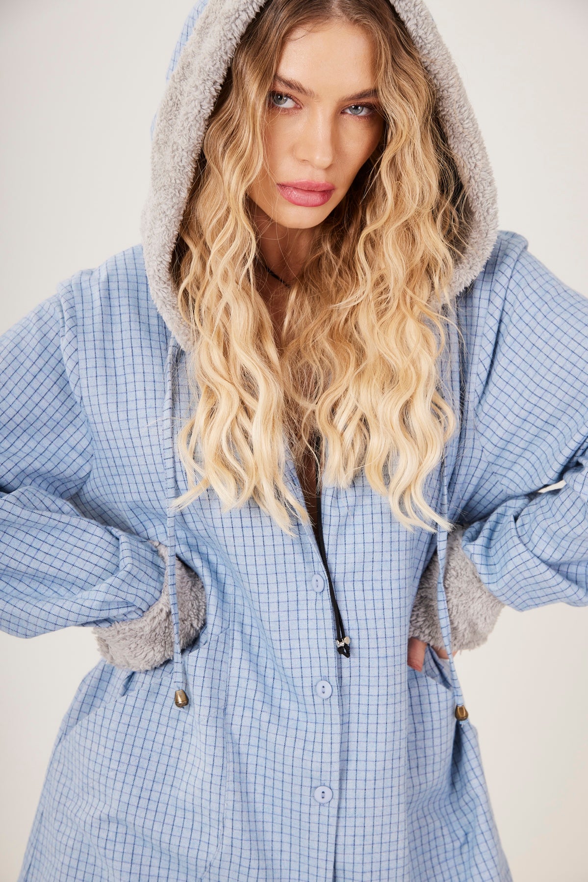 Yacamim K7 Light Blue Plaid Hooded Jacket