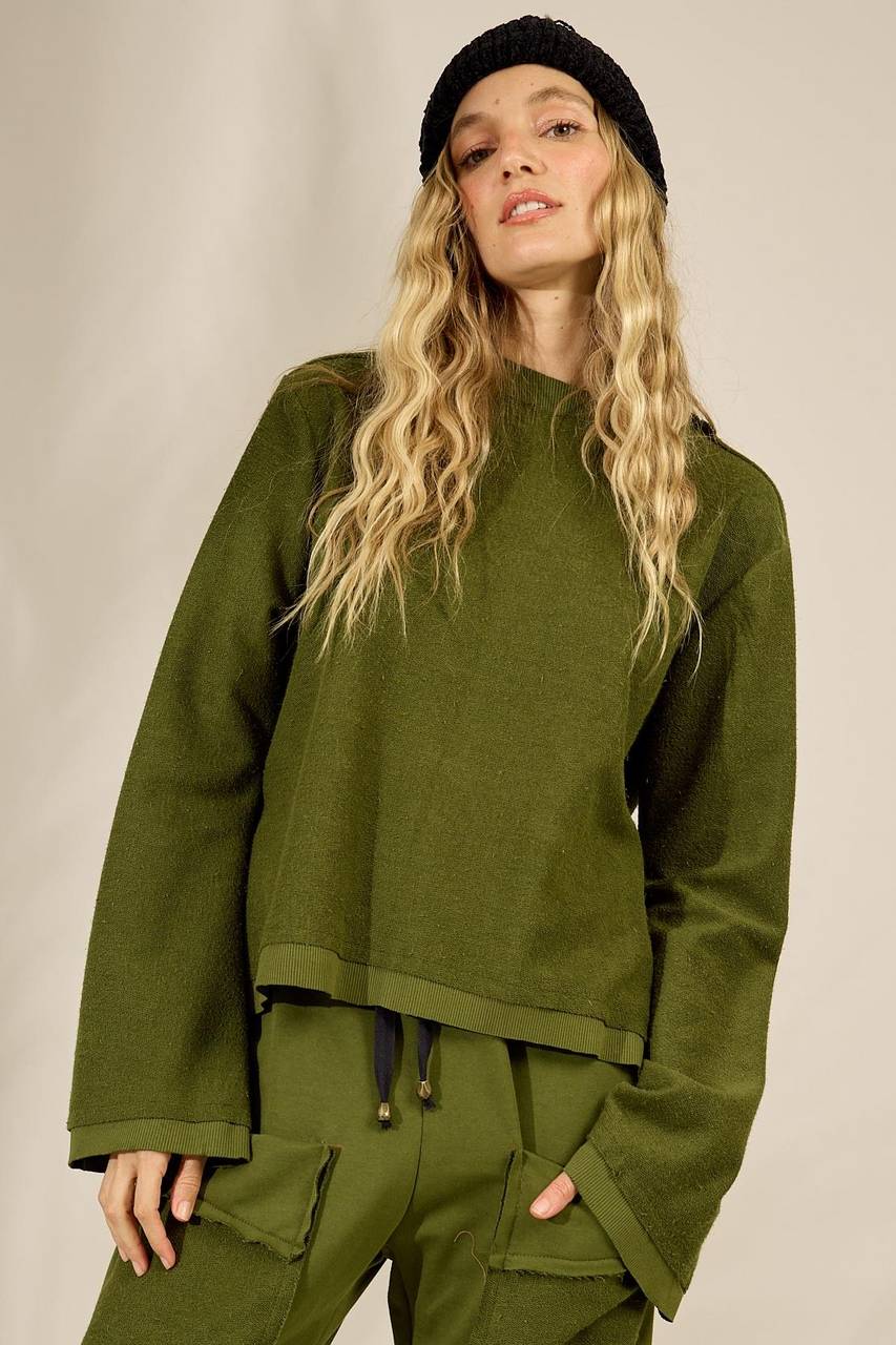 Yacamim A28 Basic Green Long Sleeve Sweatshirt