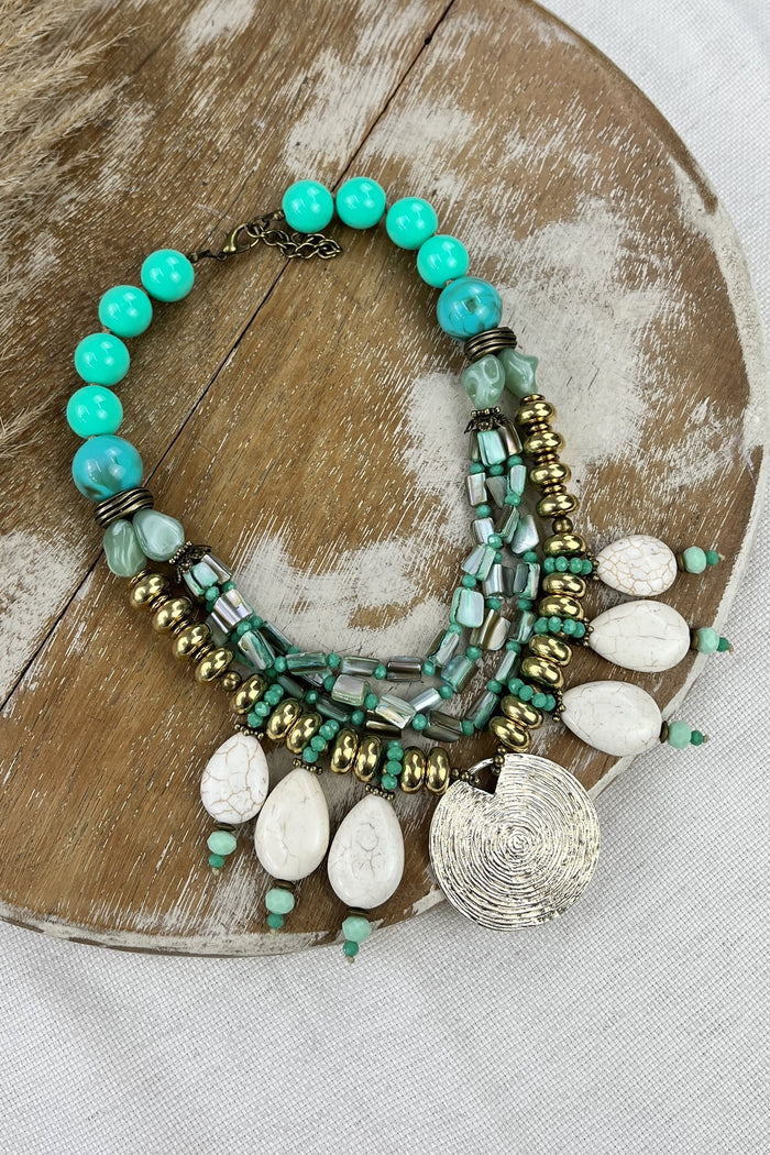 Handmade Necklace With Green Spheres With Yacamim Stones #146
