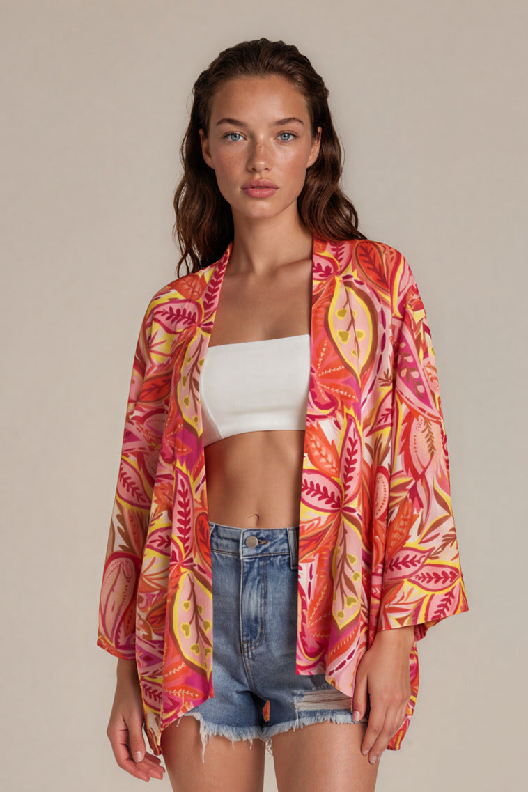 Kimono Curto Com Mangas Longas Rosa Estampado Yacamim J3