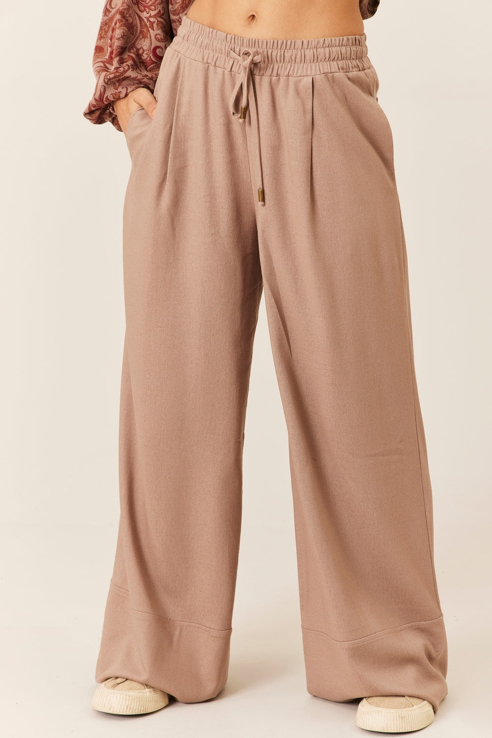 Calça Pantalona De Viscolinho Marrom Claro Yacamim I3