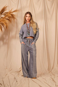 Yacamim Gray Long-Sleeved Cropped Sweatshirt