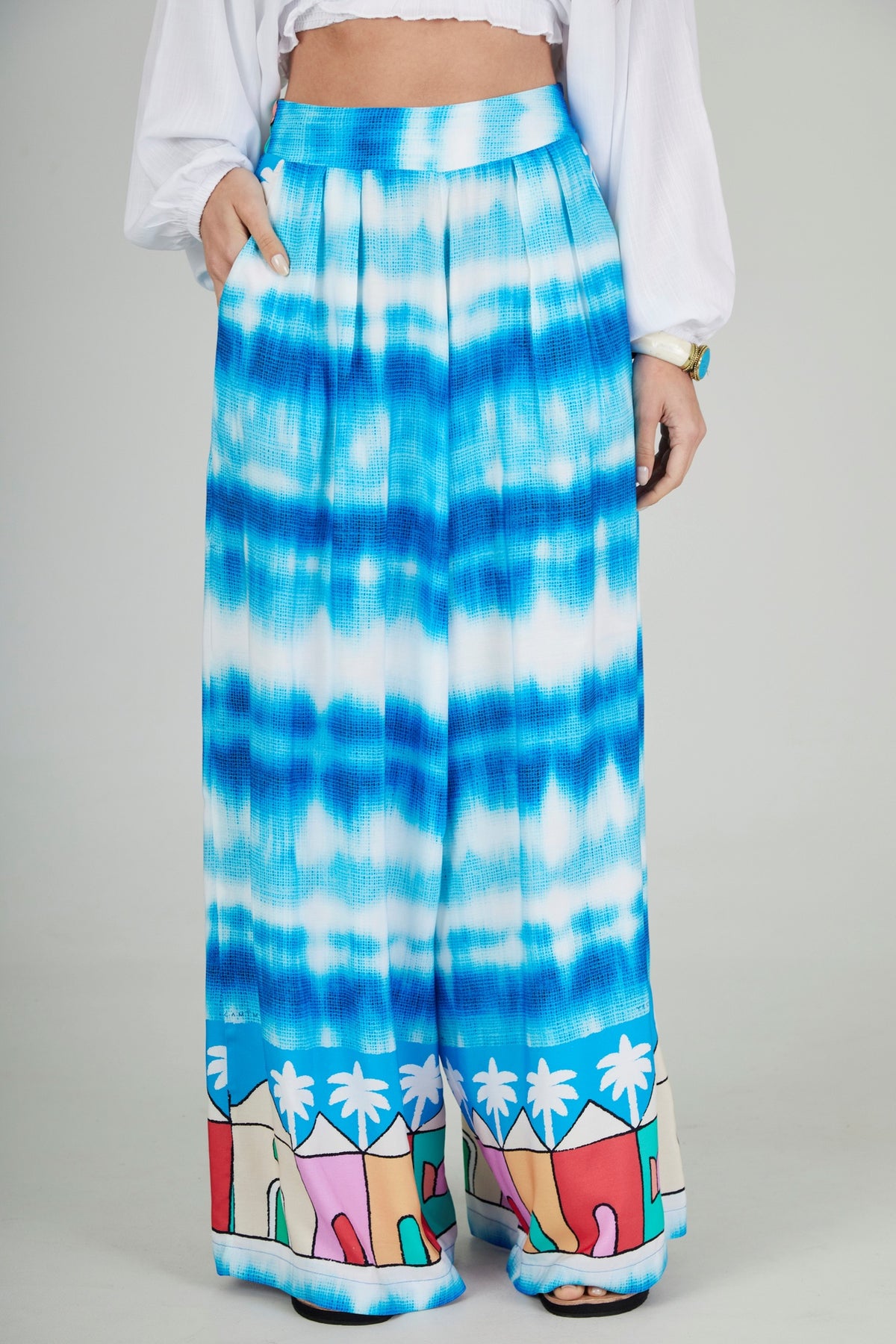 Oxente Sarouel Wide-Leg Trousers Bahêa Yacamim Q2 Collection