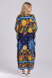 Kaftan Amplo Midi Decote Canoa Azul Marinho Estampado Yacamim J9