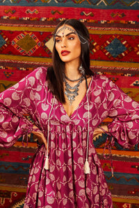 Loose Short Dress with V-neck Purple Printed Yacamim