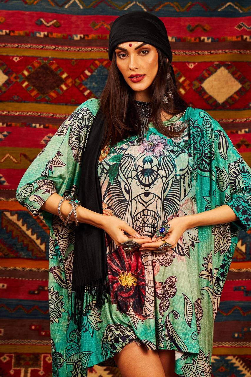 Loose Tunic With 3/8 Sleeves Green Elephant Print Yacamim