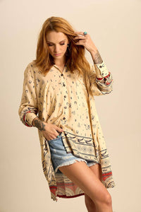 Relaxed Fit Long-Sleeve Tunic Shirt in Printed Beige Yacamim