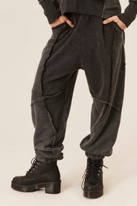 Calça De Moletom Com Bolsos E Punhos Preta Yacamim S8