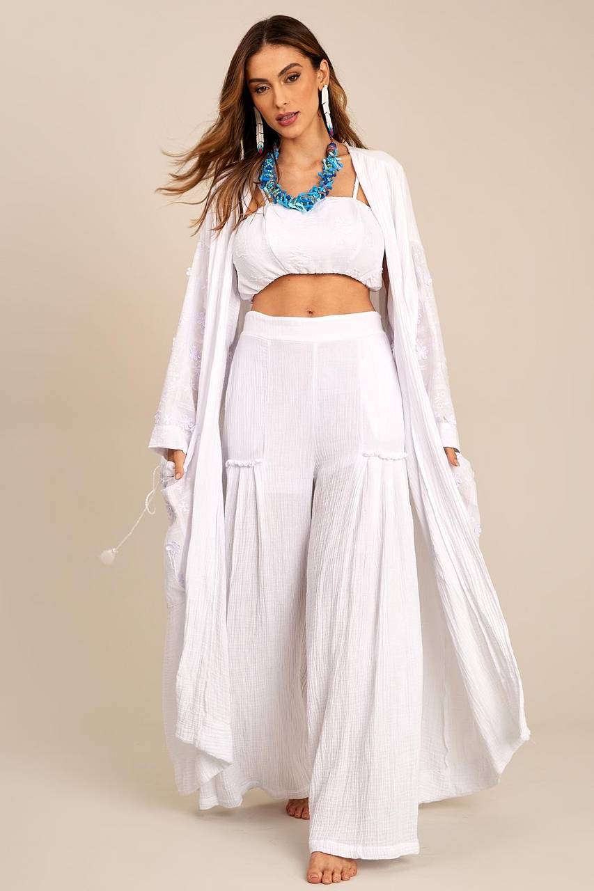 Yacamim J7 White Long Kimono with Embroidered Flowers