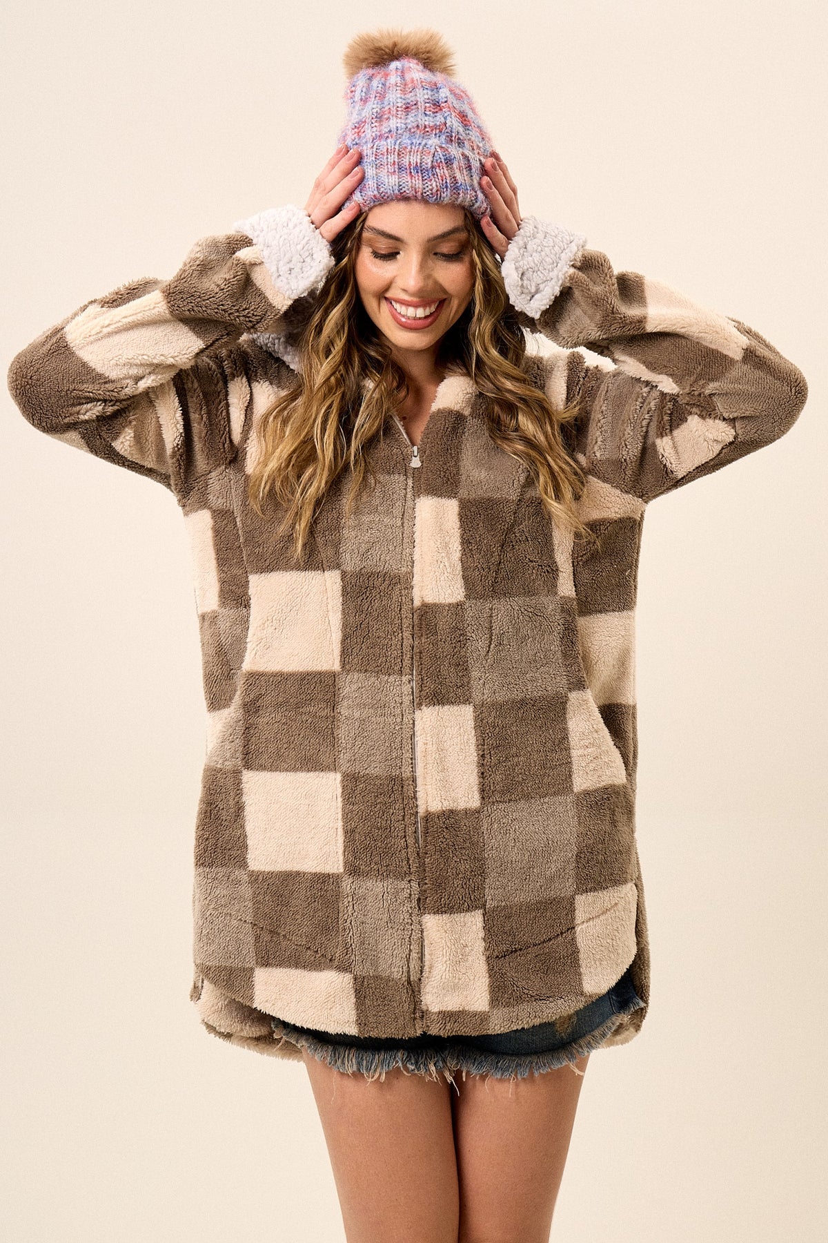Yacamim J9 Beige Plaid Plush Hooded Coat