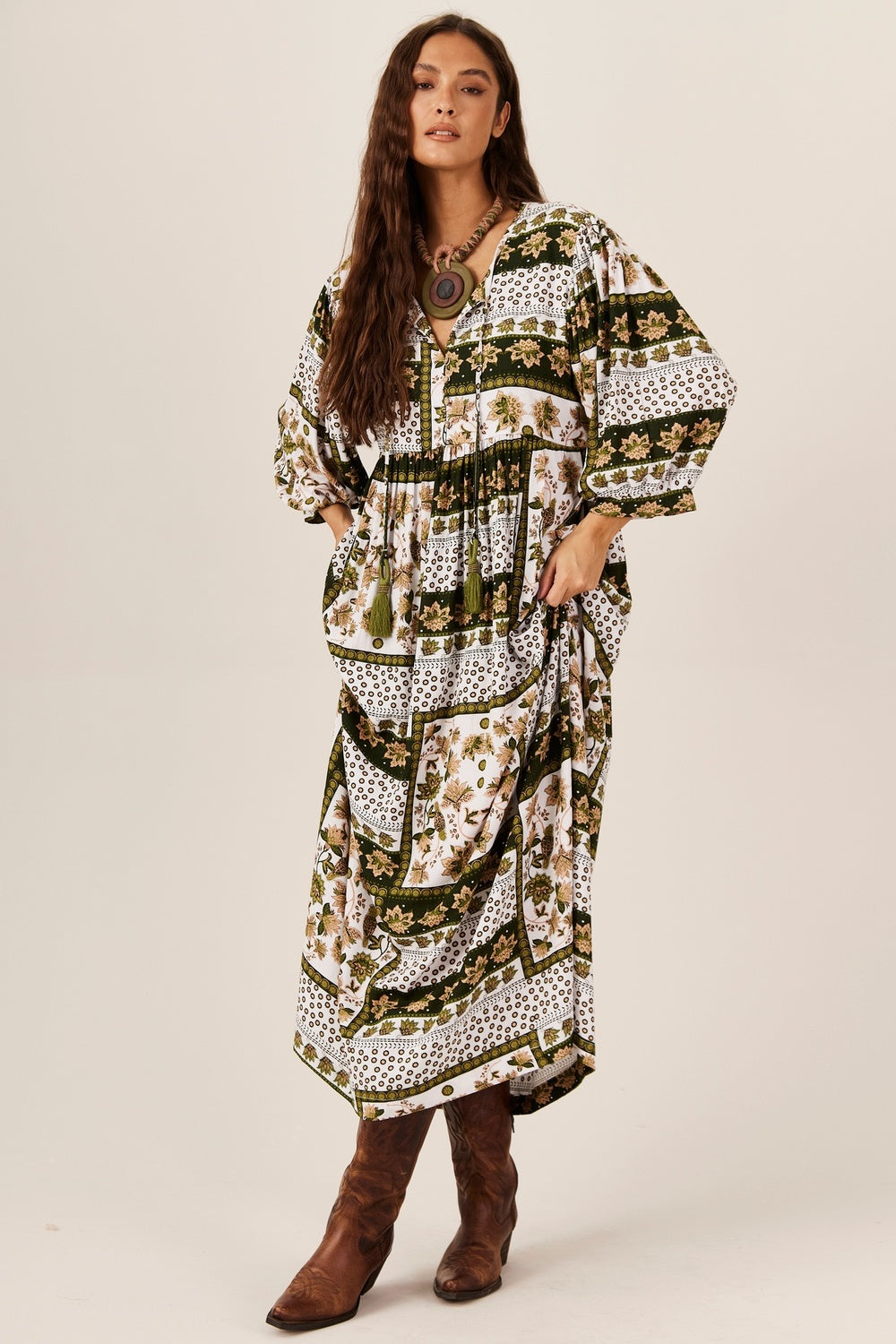 Yacamim White and Green Geometric Midi Dress E15
