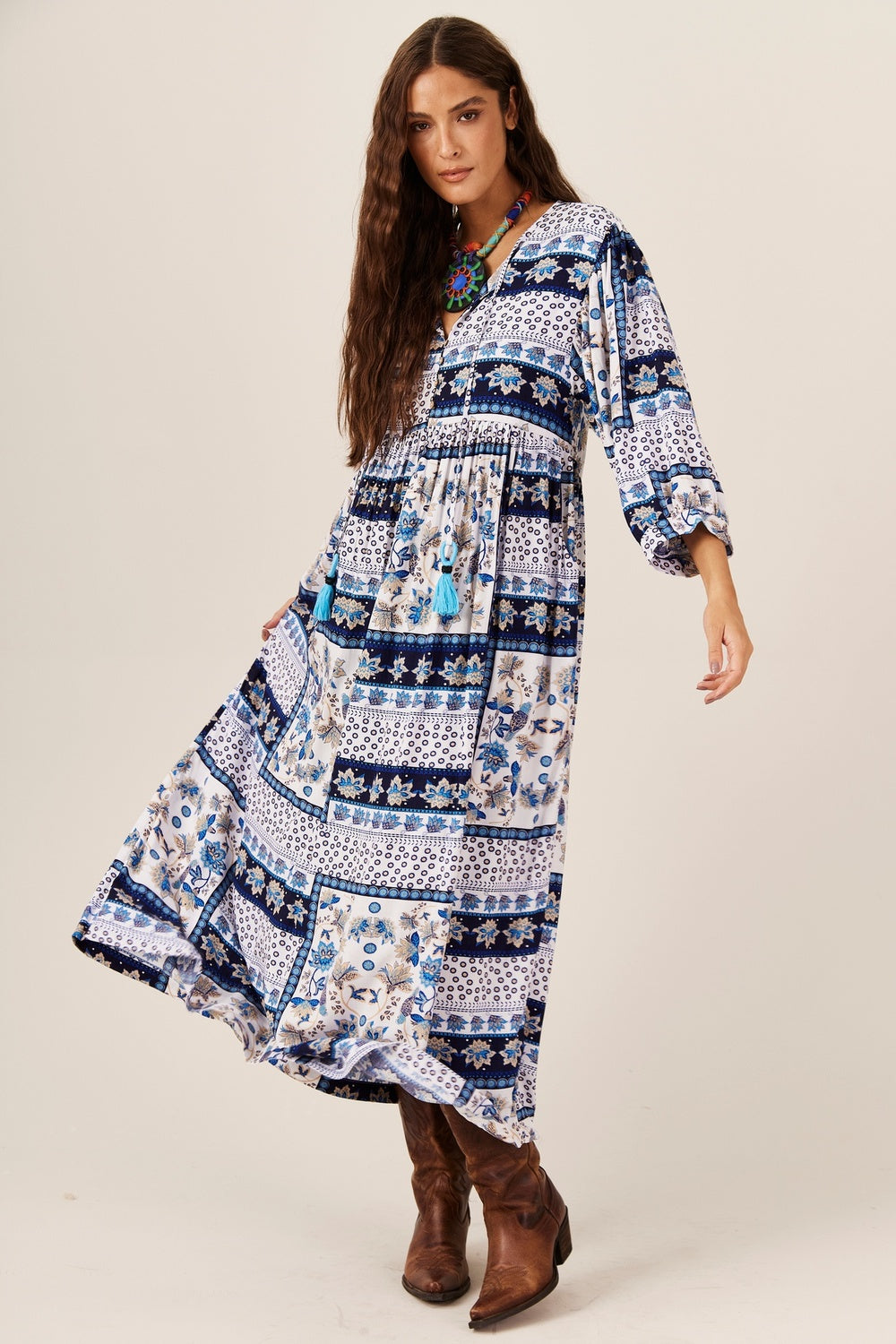 Yacamim C8 Geometric Blue and White Midi Dress