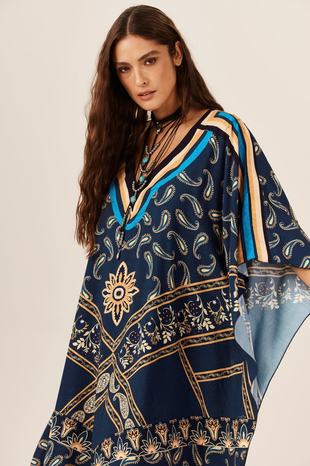 Wide Kaftan with Paisley Blue Yacamim J8 Neckline