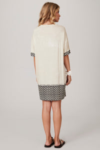 Beige Loose-Fit T-Shirt Pira Omomba'e Yacamim Collection K1