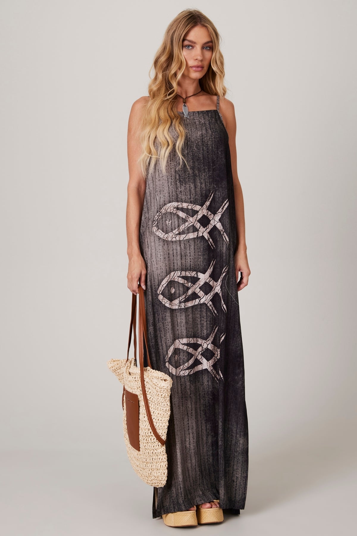 Dark Grey Long Dress "Pira Omomba''e Yacamim" Collection